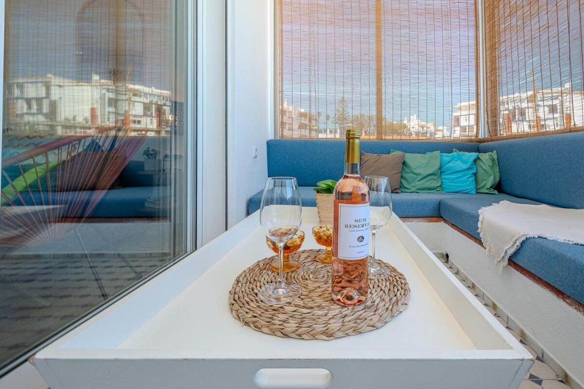 Old Town Sea View Apartment *